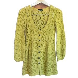 Urban Behavior Y2K Yellow Knit Sweater with Button Front Feminine Ladies Large